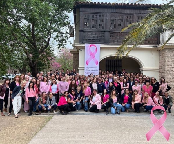 La Fcm Se Visti De Rosa Escuela De Nutrici N